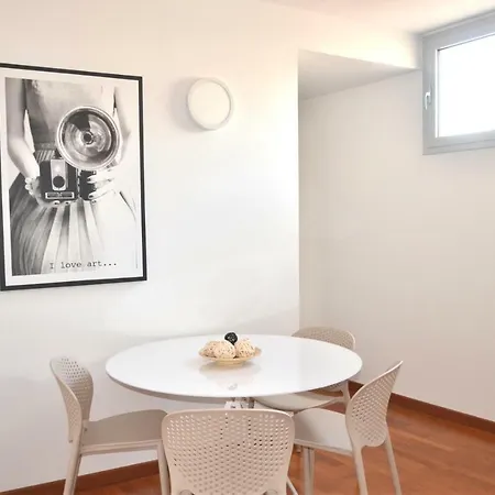 Tuttomondo Lejlighed *